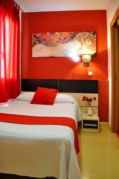 Hostal Falfes Μαδρίτη Εξωτερικό φωτογραφία