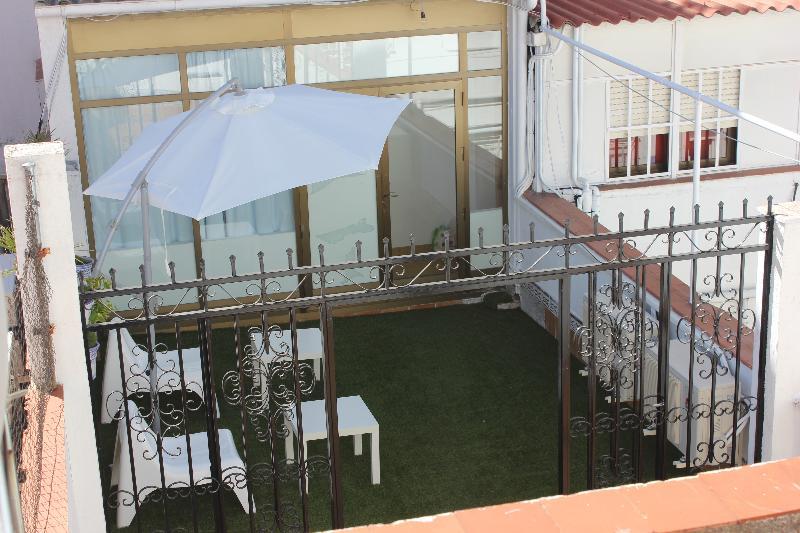 Hostal Falfes Μαδρίτη Εξωτερικό φωτογραφία
